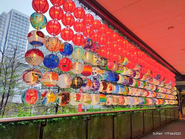 「新光三越信義新天地「虎躍新程燈籠展」(Chinese Lantern of Lunar Tiger Year at Taipei, Taiwan, Feb 17, 2022.