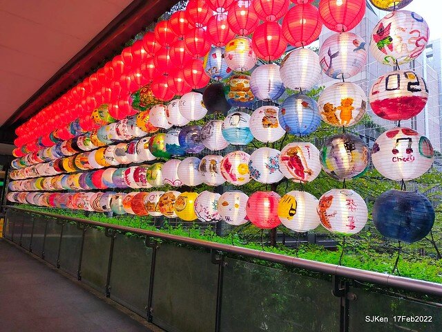 「新光三越信義新天地「虎躍新程燈籠展」(Chinese Lantern of Lunar Tiger Year at Taipei, Taiwan, Feb 17, 2022.