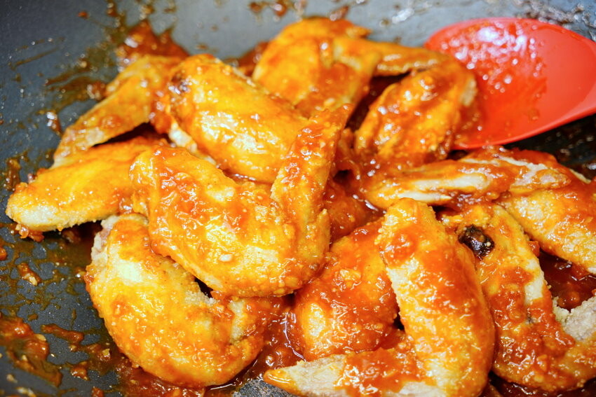 【食譜】韓式炸雞做法．氣炸鍋版快速又方便，在家也能優雅吃炸雞!