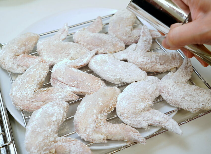 【食譜】韓式炸雞做法．氣炸鍋版快速又方便，在家也能優雅吃炸雞!