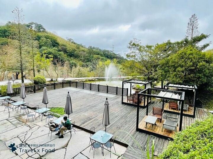 小森之歌|綠草如茵,步道完善,浪漫如同冬季戀歌場景,供應餐點與森林野餐,親子寵物友善適合闔家出遊 @魚兒 x 牽手明太子的「視」界旅行