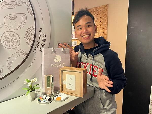 LINE_ALBUM_2022417 _3_220418_8.jpg