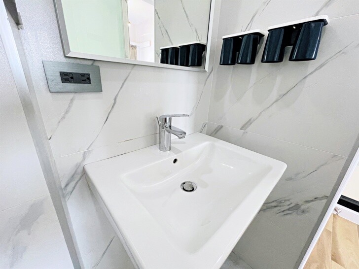 【衡定理。衡禾旗艦館】台南安平包棟民宿│出遊開趴包棟民宿推薦│不用辛苦爬樓梯的電梯民宿