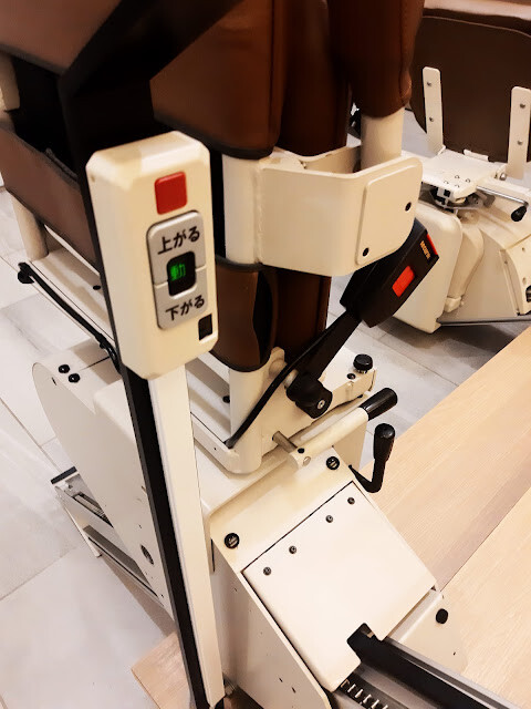 升降椅推薦─羅布森樓梯升降椅，最值得信賴的樓梯升降椅品牌，讓長輩不再對樓梯望之卻步