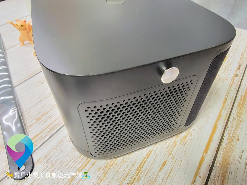 [智慧開箱]漫反射原理避免藍光傷害 入門初階款 帶你進入體驗無框電視新境界 OVO 無框電視 智慧投影機 - 寶貝小飄美食旅遊玩樂誌