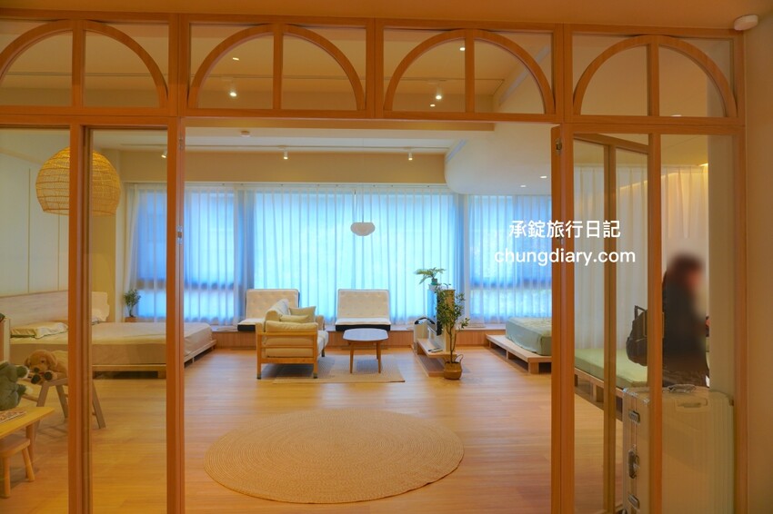 台中床墊推薦【LoveFu台中體驗店】台中南屯costco附近，打造處處好眠的避風港！100%MIT台灣製造：高彈力泡棉床墊、無光薄墊、無光厚墊、獨立筒床墊。 - 承錠旅行日記