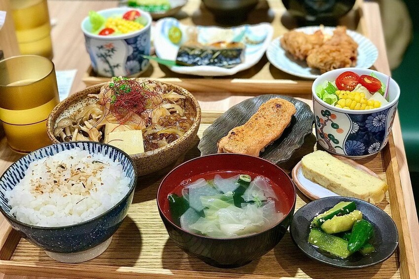 中壢美食|中壢SOGO-坐著做。員工食堂