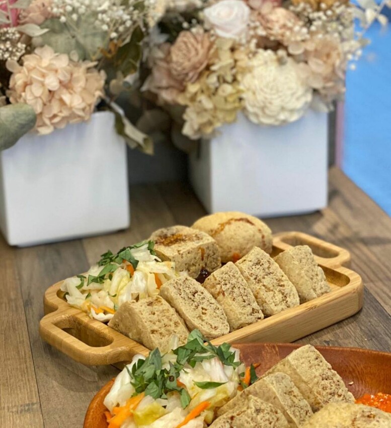 中壢美食 |中壢車站-驚嘆號 shockshock 臭豆腐