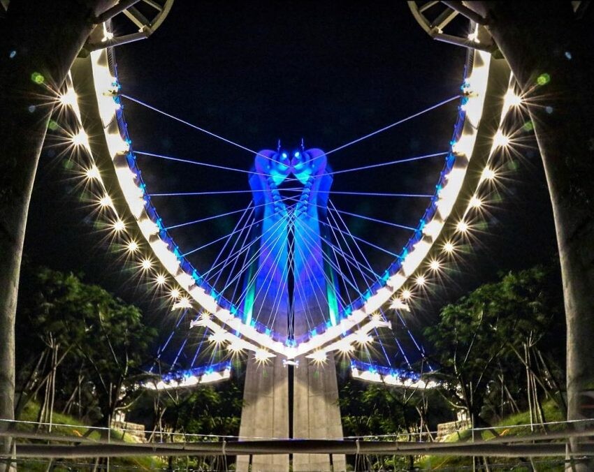 高雄夜景 崗山之眼