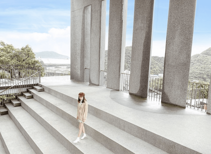 宜蘭景點|蘇澳鎮|南安國小位在靠近內埤海灣的半山腰上,坐擁全台數一數二的山海景觀,國小內設有觀景台,可以在此遠眺蘇澳魚港!