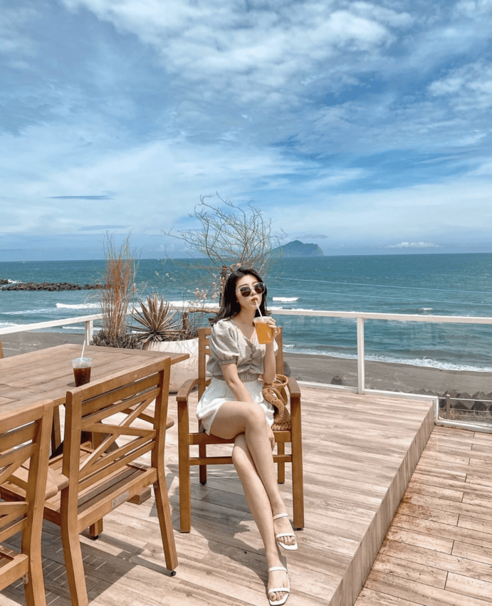 宜蘭景點推薦|頭城鎮 滿山望海|絕美海景網美咖啡廳,露天無死角觀景平台就是讚