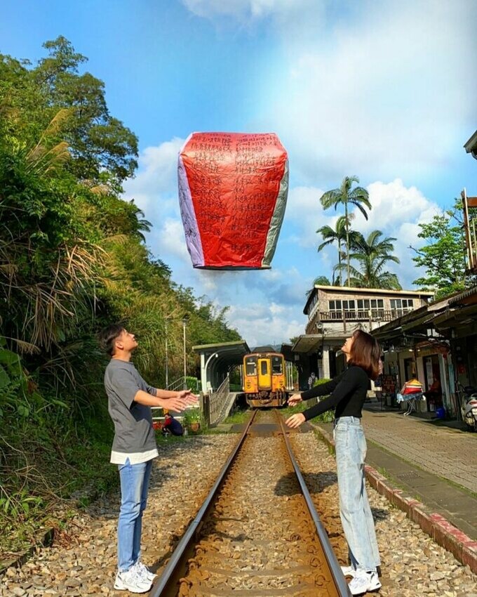 新北景點推薦|新北一日遊|平溪一日遊景點|平溪線火車一日遊|平溪放天燈