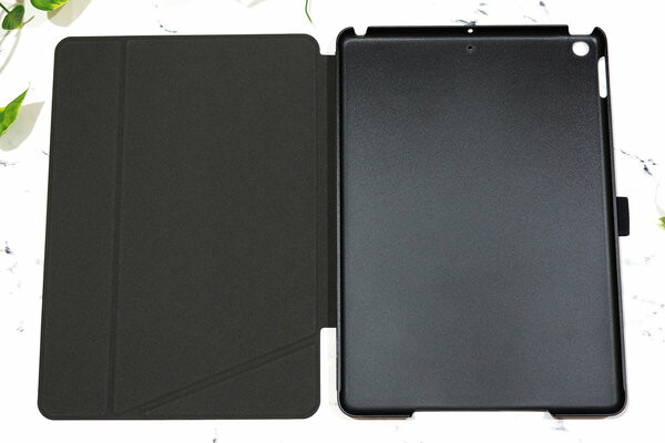 好用ipad保護套推薦-Tomtoc多角度折疊平板保護 (5).jpg