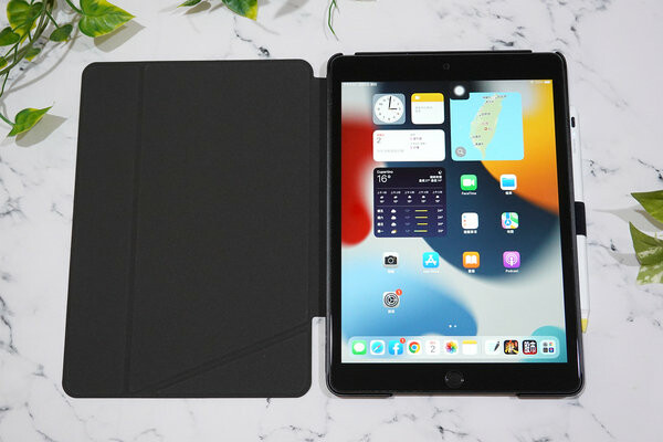 好用ipad保護套推薦-Tomtoc多角度折疊平板保護 (6).jpg