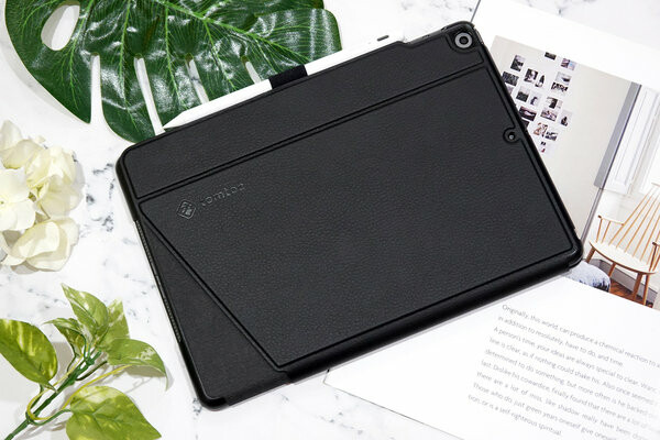 好用ipad保護套推薦-Tomtoc多角度折疊平板保護 (1).jpg