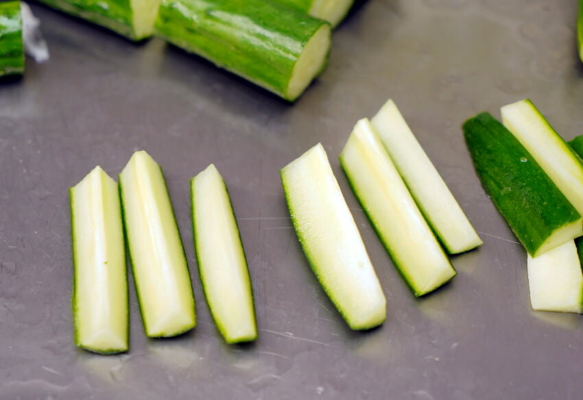 【食譜】韓式涼拌小黃瓜.簡單升級的夏日美味,開胃又涮嘴!