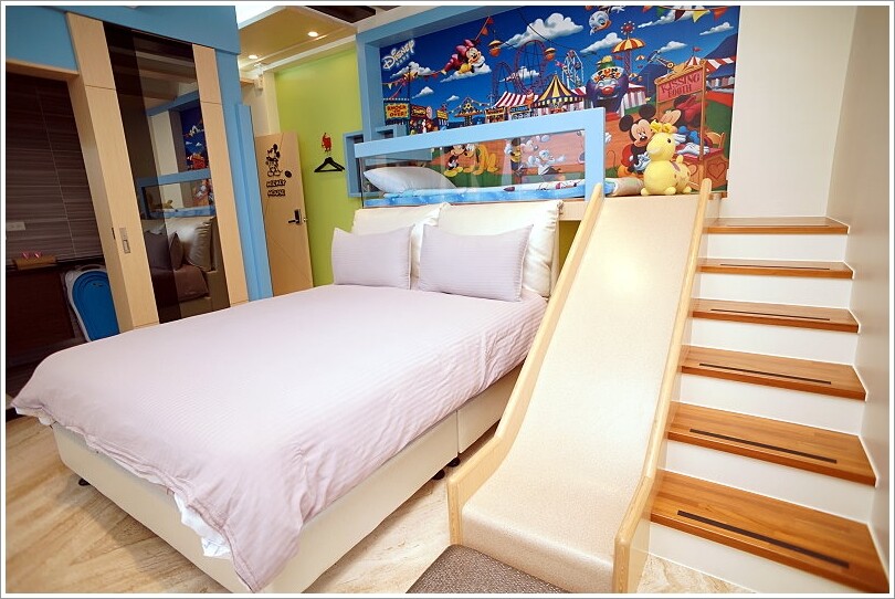 【宜蘭民宿】麗筑藝術親子民宿‧溜滑梯主題房、超大遊戲室、電動車!地點好、景觀佳的貼心民宿!