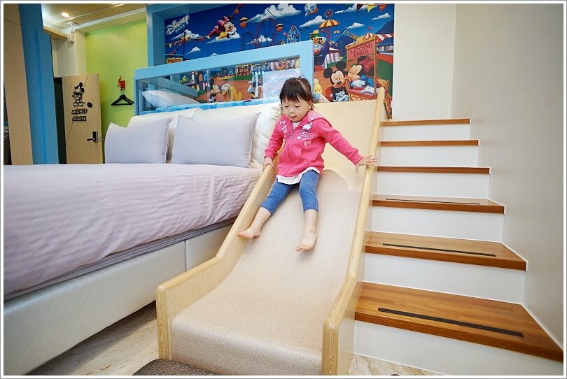 【宜蘭民宿】麗筑藝術親子民宿‧溜滑梯主題房、超大遊戲室、電動車!地點好、景觀佳的貼心民宿!