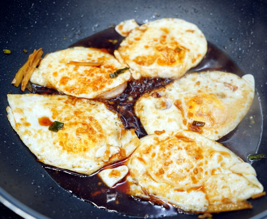 【食譜】古早味醬油蛋．阿嬤的招牌菜! 白飯殺手的秘密~