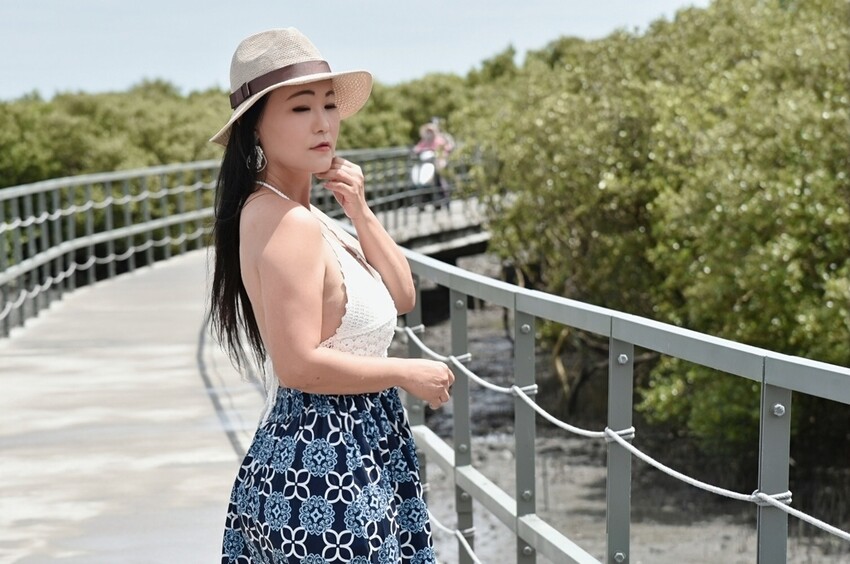 彰化芳苑鄉|海天一色夕照絕美秘境 芳苑濕地紅樹林 海空步道 海牛採蚵文化 彰化必遊景點推薦|西莉亞玩樂人生 0001-16.jpg