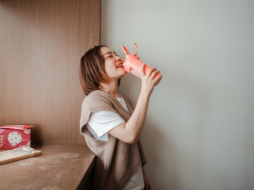 低卡高蛋白餐。最好喝高蛋白奶昔推薦!天泉草本纖纖奶昔評價分享