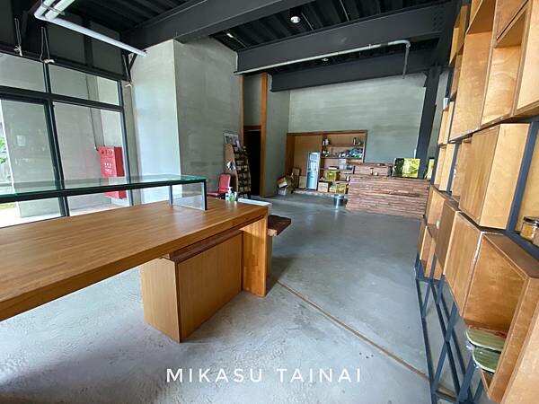 台南網美景點 仙湖農場 俗女養成記2 民宿 無邊境游泳池 無邊界泳池 可愛動物 親子農場 農場環境介紹