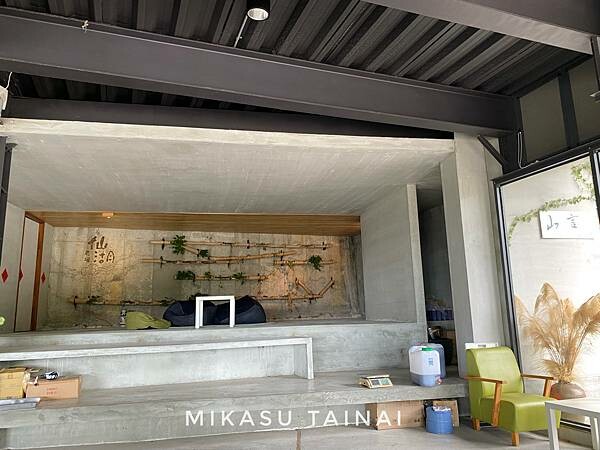 台南網美景點 仙湖農場 俗女養成記2 民宿 無邊境游泳池 無邊界泳池 可愛動物 親子農場 農場環境介紹