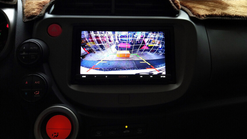 22倒車畫面.jpg 22倒車畫面.jpg