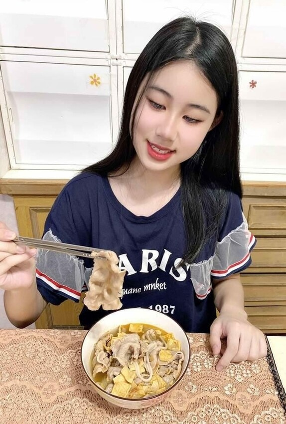 [美食推薦]究好豬頂級薄骨嫩肩排&涮燙薄切肉片，簡單煮究好吃