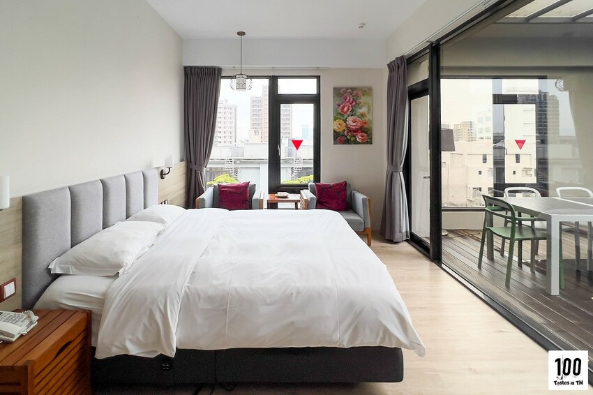 【百味旅形色】HOTEL Z｜逢甲「森」呼吸！森林房獨享空中花園，日式定食早餐輕揭儀式感！ | 別墅裡的 100 種味道