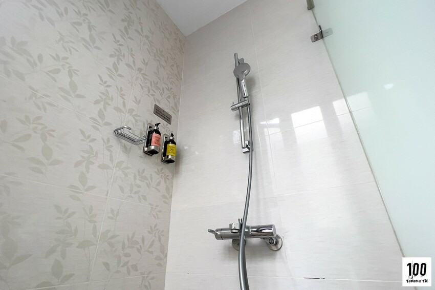 【百味旅形色】HOTEL Z｜逢甲「森」呼吸！森林房獨享空中花園，日式定食早餐輕揭儀式感！ | 別墅裡的 100 種味道