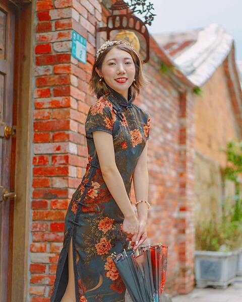 新北 三峽區 三峽老街 秀才厝 復古旗袍場景 23.jpeg