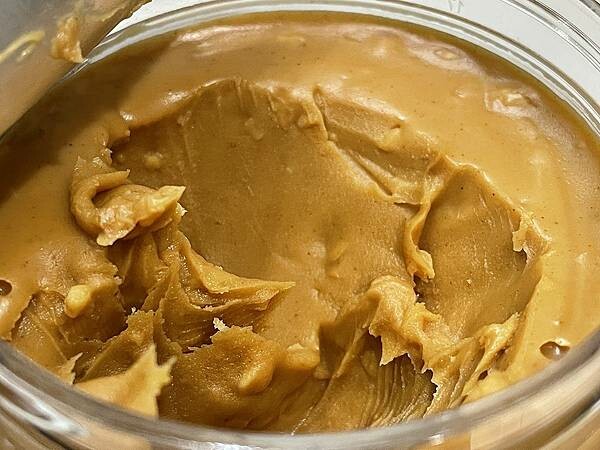 宅配美食開箱%26;食譜分享│花生香蕉法式吐司捲:吉比花生醬,早餐、下午茶美食神隊友,每一口都是濃郁的童年經典味道|吉比顆粒花生醬、吉比柔滑花生醬|不含固醇、低飽和脂肪、高飽足 宅配美食開箱%26;食譜分享│花生香蕉法式吐司捲:吉比花生醬,早餐、下午茶美食神隊友,每一口都是濃郁的童年經典味道|吉比顆粒花生醬、吉比柔滑花生醬|不含固醇、低飽和脂肪、高飽足