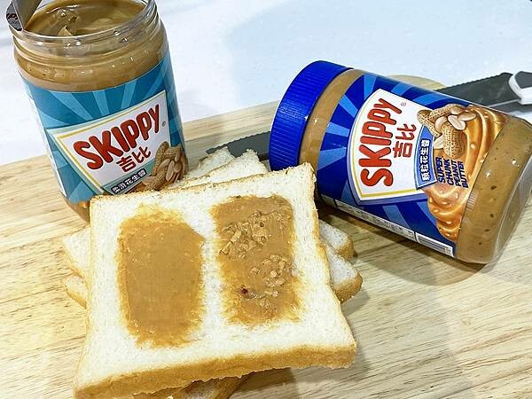 宅配美食開箱%26;食譜分享│花生香蕉法式吐司捲:吉比花生醬,早餐、下午茶美食神隊友,每一口都是濃郁的童年經典味道|吉比顆粒花生醬、吉比柔滑花生醬|不含固醇、低飽和脂肪、高飽足 宅配美食開箱%26;食譜分享│花生香蕉法式吐司捲:吉比花生醬,早餐、下午茶美食神隊友,每一口都是濃郁的童年經典味道|吉比顆粒花生醬、吉比柔滑花生醬|不含固醇、低飽和脂肪、高飽足