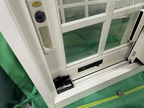 桃園氣密窗推薦｜家的安全守衛，鋁門窗防盜門第一品牌：金美滿氣密窗工廠走訪，台灣師傅手工製造，10年品質保證｜景觀窗、隔音門、防火門、防爆門