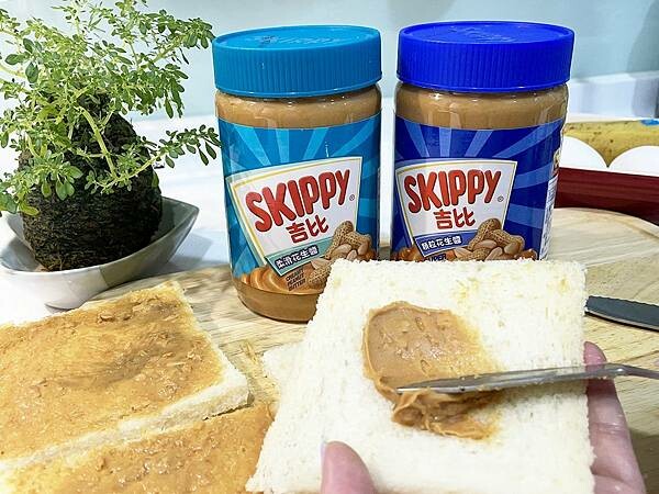 宅配美食開箱%26;食譜分享│花生香蕉法式吐司捲:吉比花生醬,早餐、下午茶美食神隊友,每一口都是濃郁的童年經典味道|吉比顆粒花生醬、吉比柔滑花生醬|不含固醇、低飽和脂肪、高飽足 宅配美食開箱%26;食譜分享│花生香蕉法式吐司捲:吉比花生醬,早餐、下午茶美食神隊友,每一口都是濃郁的童年經典味道|吉比顆粒花生醬、吉比柔滑花生醬|不含固醇、低飽和脂肪、高飽足