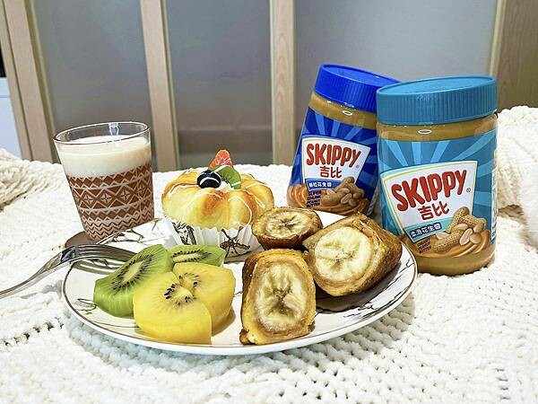 宅配美食開箱%26;食譜分享│花生香蕉法式吐司捲:吉比花生醬,早餐、下午茶美食神隊友,每一口都是濃郁的童年經典味道|吉比顆粒花生醬、吉比柔滑花生醬|不含固醇、低飽和脂肪、高飽足 宅配美食開箱%26;食譜分享│花生香蕉法式吐司捲:吉比花生醬,早餐、下午茶美食神隊友,每一口都是濃郁的童年經典味道|吉比顆粒花生醬、吉比柔滑花生醬|不含固醇、低飽和脂肪、高飽足