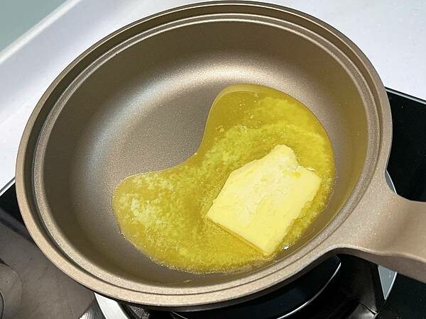 宅配美食開箱%26;食譜分享│花生香蕉法式吐司捲:吉比花生醬,早餐、下午茶美食神隊友,每一口都是濃郁的童年經典味道|吉比顆粒花生醬、吉比柔滑花生醬|不含固醇、低飽和脂肪、高飽足 宅配美食開箱%26;食譜分享│花生香蕉法式吐司捲:吉比花生醬,早餐、下午茶美食神隊友,每一口都是濃郁的童年經典味道|吉比顆粒花生醬、吉比柔滑花生醬|不含固醇、低飽和脂肪、高飽足