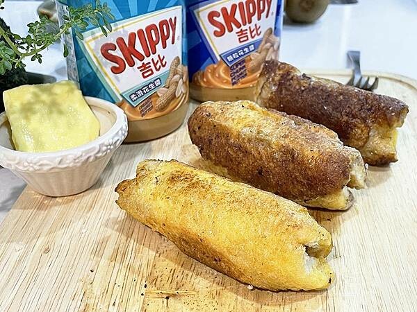 宅配美食開箱%26;食譜分享│花生香蕉法式吐司捲:吉比花生醬,早餐、下午茶美食神隊友,每一口都是濃郁的童年經典味道|吉比顆粒花生醬、吉比柔滑花生醬|不含固醇、低飽和脂肪、高飽足 宅配美食開箱%26;食譜分享│花生香蕉法式吐司捲:吉比花生醬,早餐、下午茶美食神隊友,每一口都是濃郁的童年經典味道|吉比顆粒花生醬、吉比柔滑花生醬|不含固醇、低飽和脂肪、高飽足