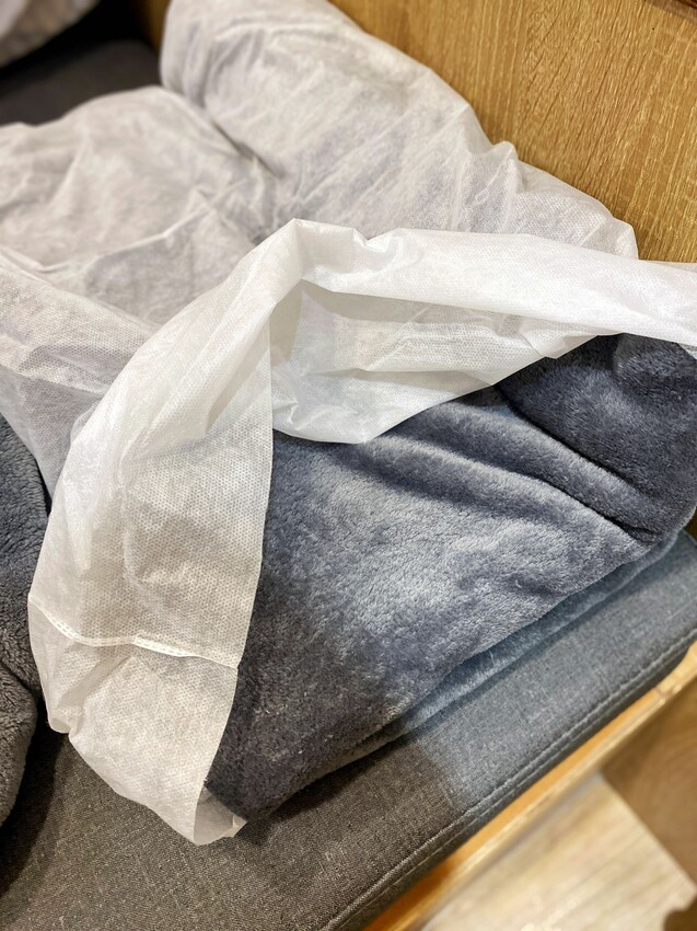 [台中中區] 快樂鳥窩漫旅空間｜看漫畫、追劇休閒好去處｜獨立式套間設計｜多款動漫主題可選｜背包客短期住宿｜飲料無限暢飲｜內附價目表 - 萍姐愛分享