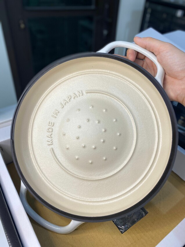 [限時開團]Vermicular日本IH琺瑯電子鑄鐵鍋｜100%日本職人工藝｜保留食物原本風味｜智能溫控煮菜免顧鍋 - 萍姐愛分享