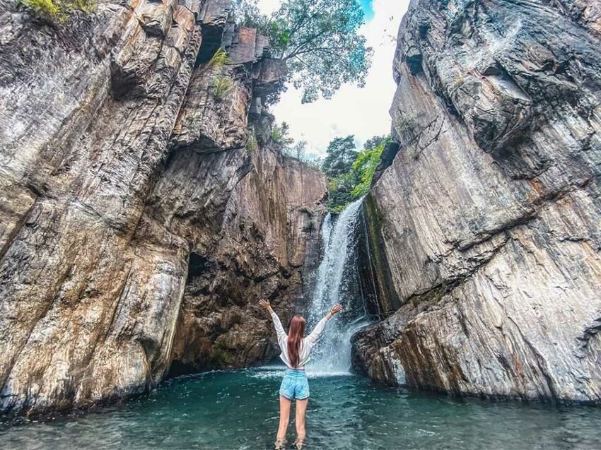南投瀑布景點 :夢谷瀑布