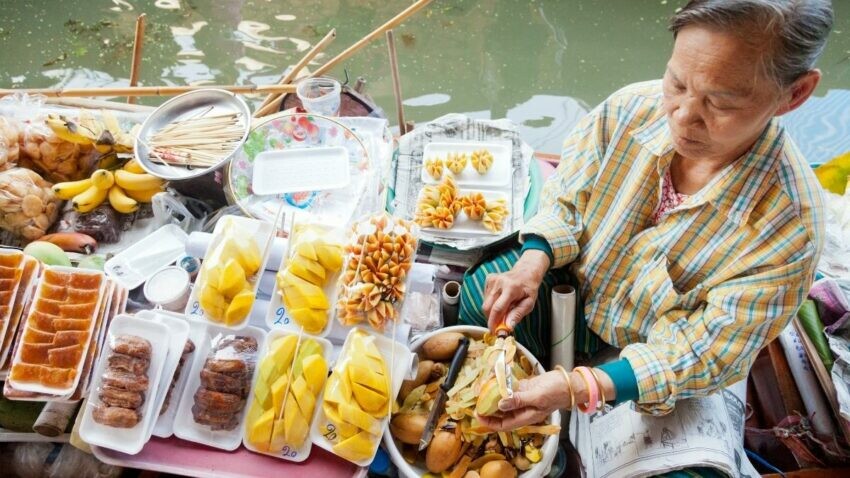 丹嫩莎朵水上市場