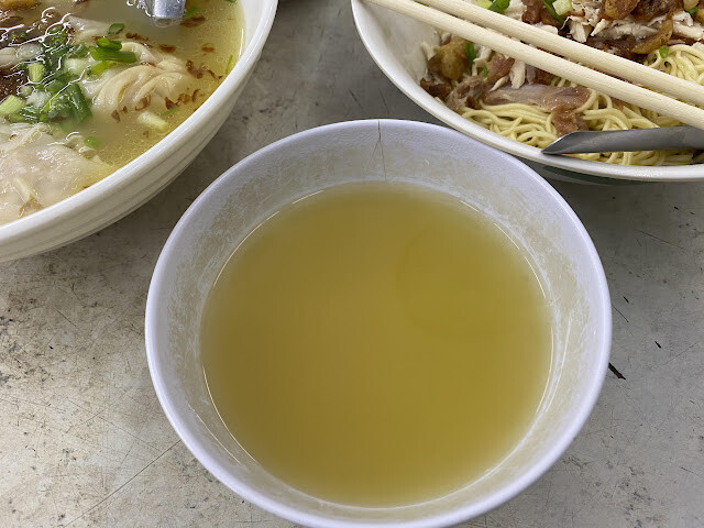 印尼棉蘭遊-棉蘭唐人街的中心雲吞麵 Mie Tiong Sim，印尼式的雲吞麵有何不同呢？