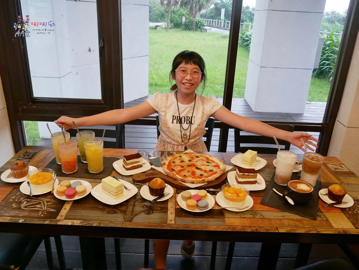 賞鯨了啦！看完海豚和牛奶海，再到漁港體驗DIY海鮮料理