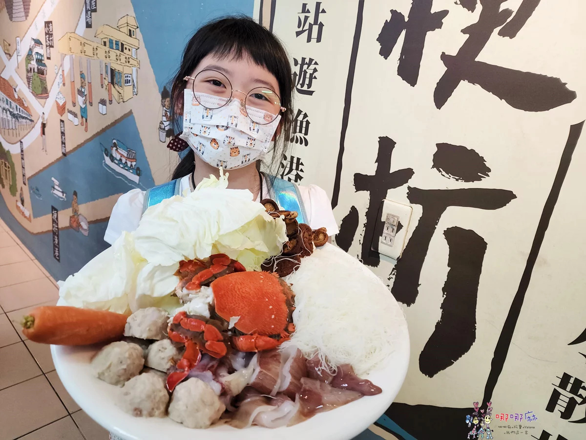 賞鯨了啦！看完海豚和牛奶海，再到漁港體驗DIY海鮮料理