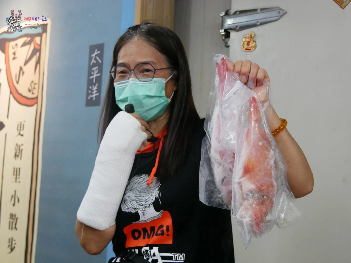 賞鯨了啦！看完海豚和牛奶海，再到漁港體驗DIY海鮮料理