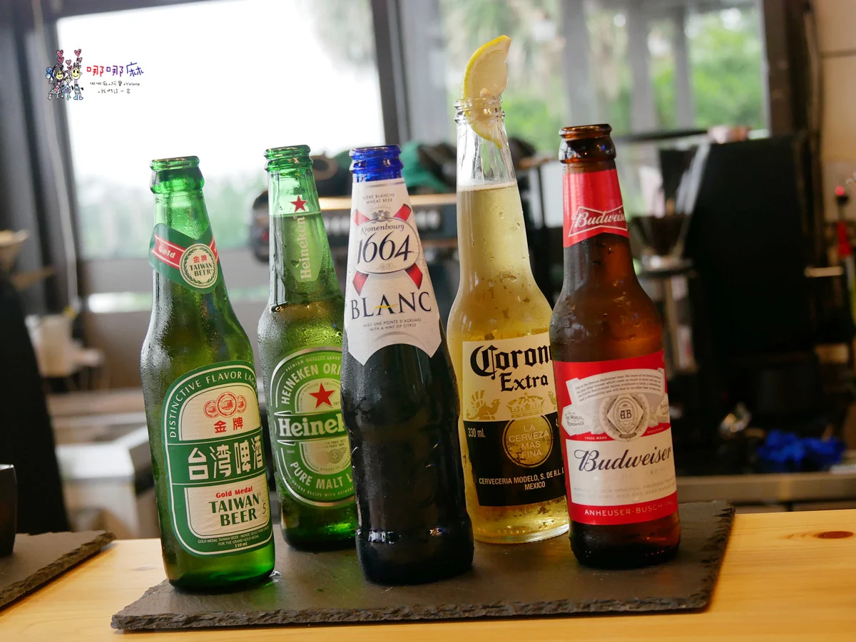 賞鯨了啦！看完海豚和牛奶海，再到漁港體驗DIY海鮮料理