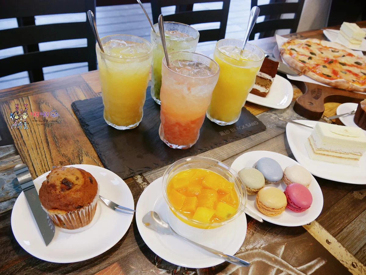 賞鯨了啦！看完海豚和牛奶海，再到漁港體驗DIY海鮮料理