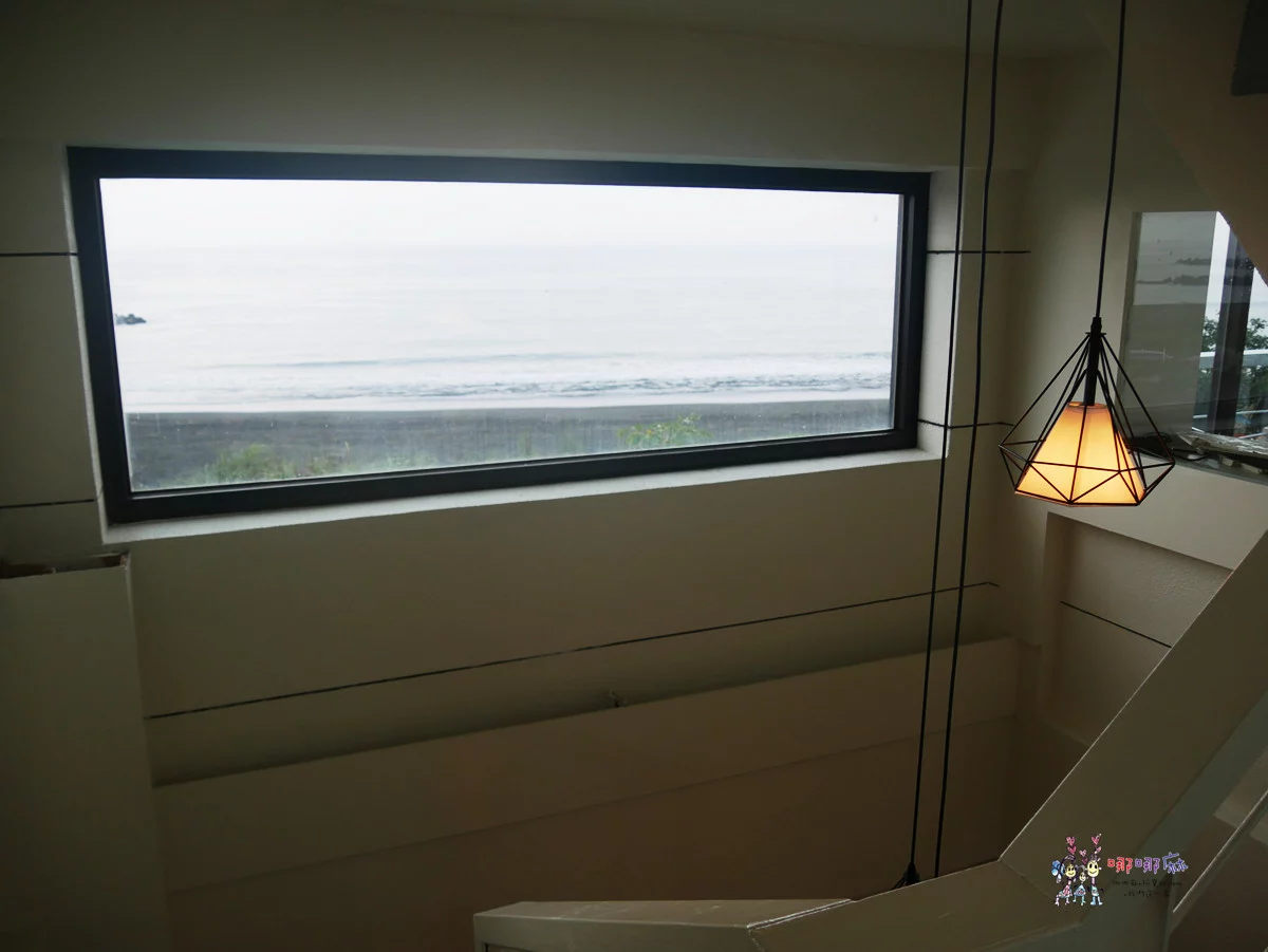 賞鯨了啦！看完海豚和牛奶海，再到漁港體驗DIY海鮮料理